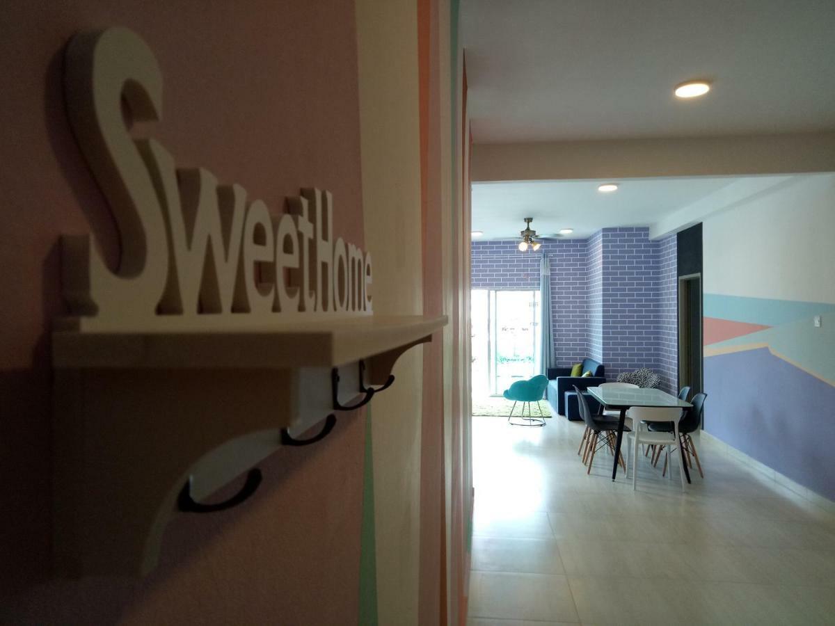 Icolor Home & Stay Ch1 Tanah Rata Exterior foto